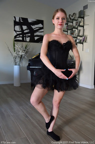 Black Swan Ballet - 08